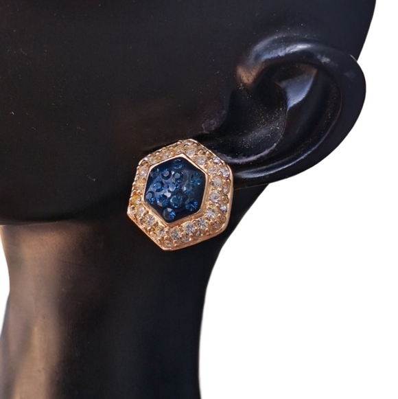 💎 Roman Co. Vintage Gold Tone Navy Blue Hexagon Stud Earrings Crystal Halo - Picture 2 of 6